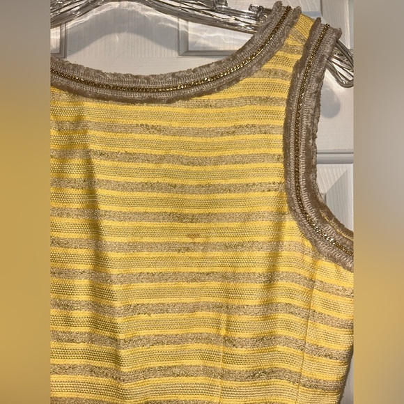 Yellow Striped Sleeveless Cocktail Dress with Gold Chain Detail - Size 4 - Picture 8 of 12